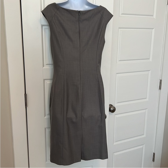 Calvin Klein Size 10 - Picture 2 of 3